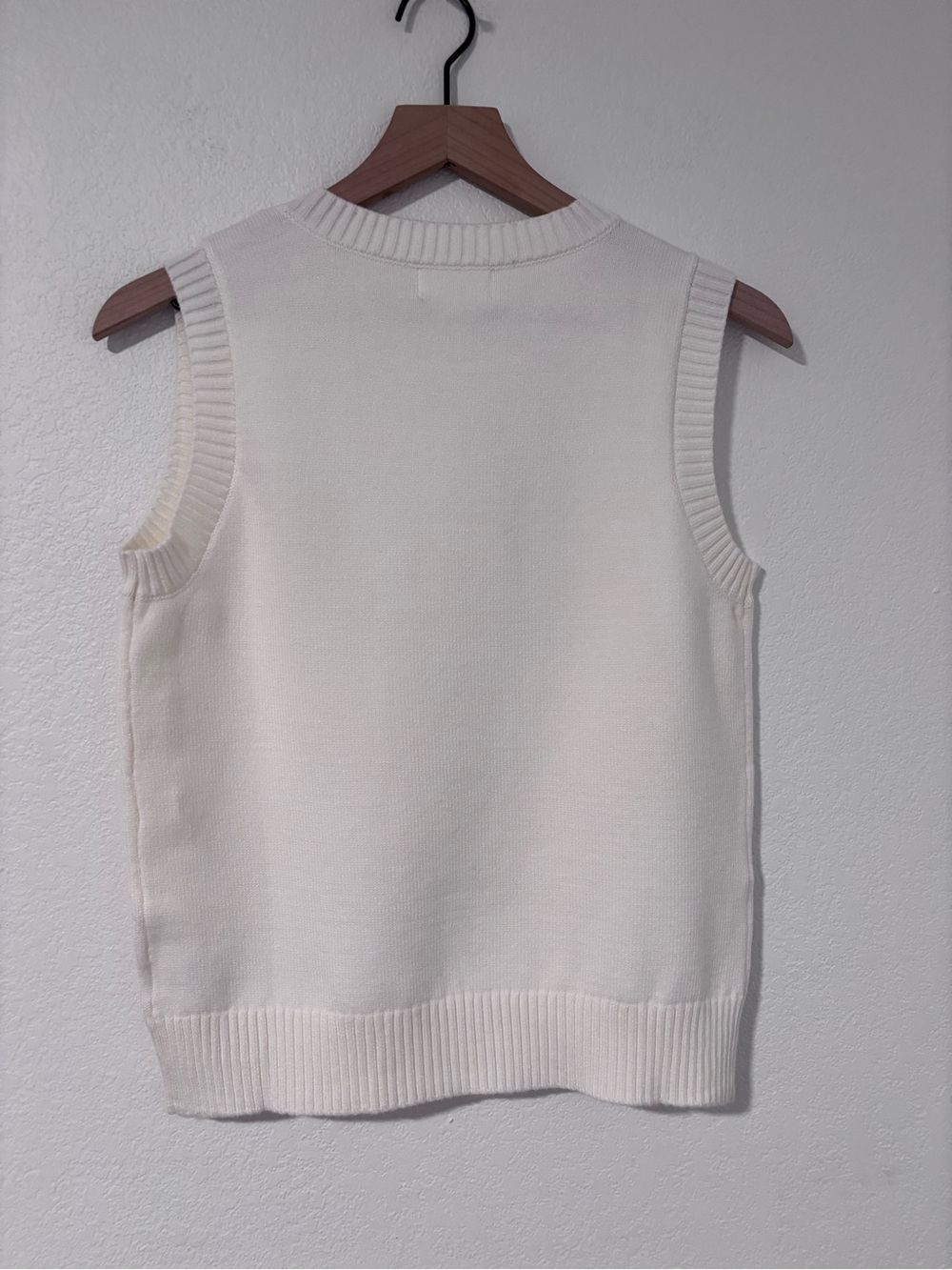 AnnieWear Cream Sleeveless Sweater Tank with Mallard Duck Print Size M NWT - Picture 3 of 6
